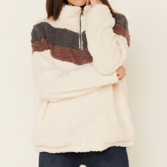 Hem & Thread Ivy Chevron Sherpa Half-Zip Pullover - Picture 5 of 10